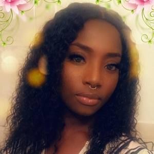 Meet your Posher, Akalia